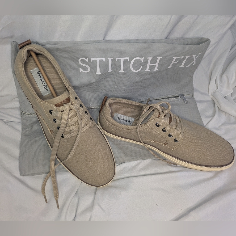 NEW Hawker Rye Men's Tan Canvass Dress Shoe. Size 10.5. Dust Bag Included